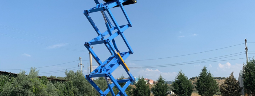 Kuyucak Manlift Platform